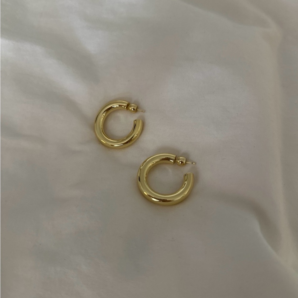 gorjana Gold Chunky Hoop Earrings - Women Jewelry